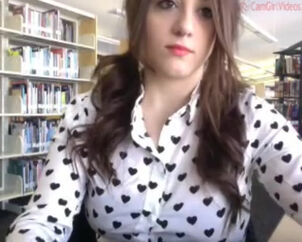 Nice camslut in glasses jacking in library